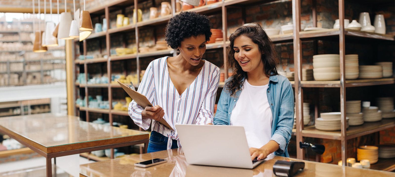 Retail & E-commerce